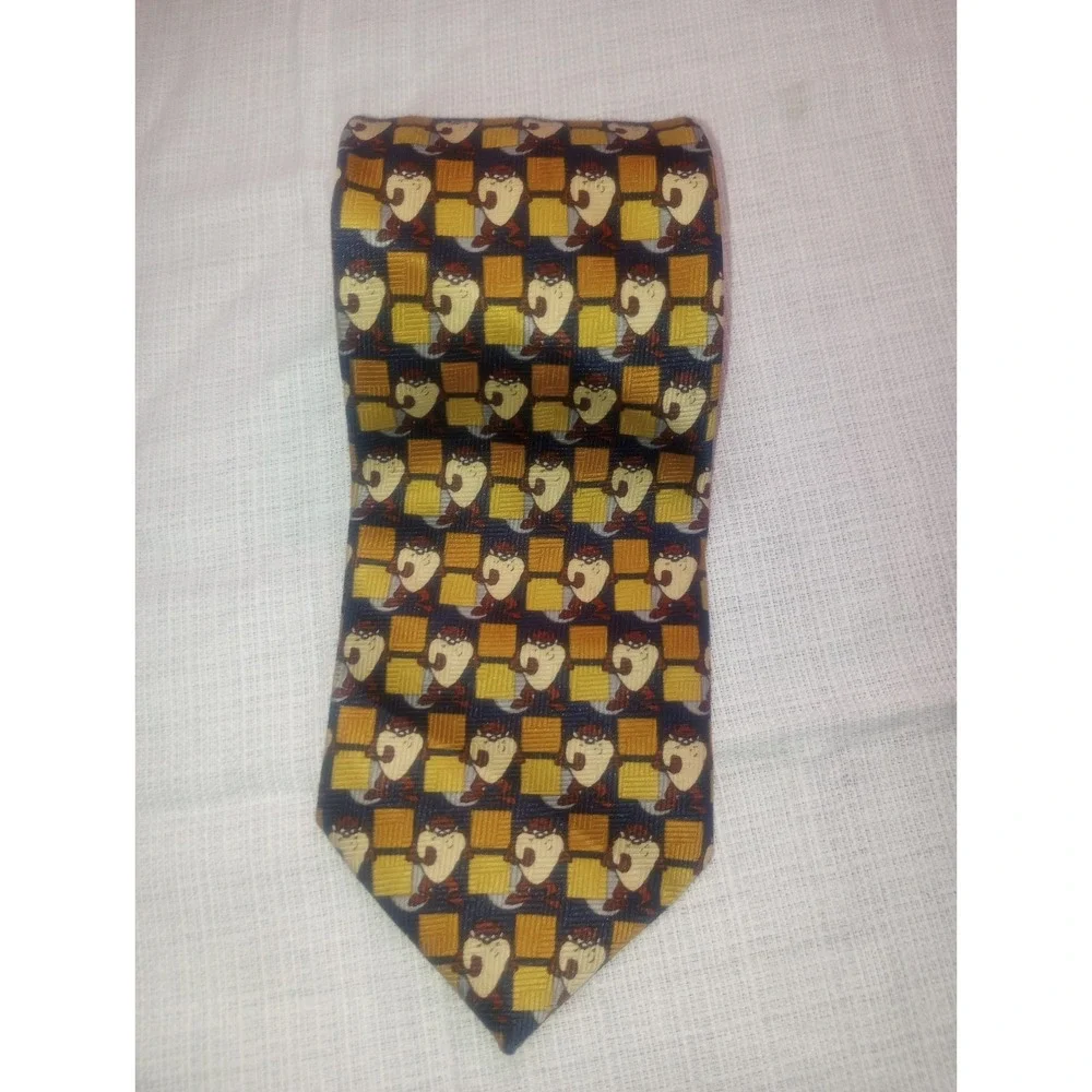 Looney‎ Tunes 1999 Taz Devil Multi Color Poly 3 3/4 Classic Neck Tie